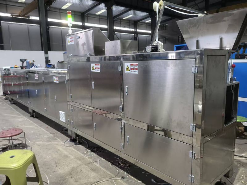 稳健医疗8套棉签机调试完成按期发货